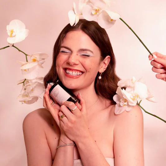 Bag om duften: Emma fra Perfumerism fortæller om at skabe Milk Orchid